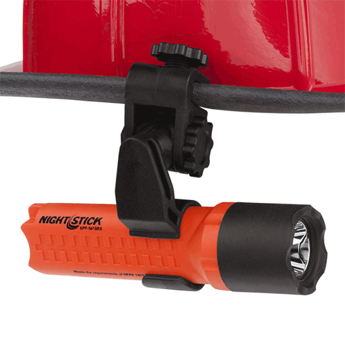 Picture of Intrinsically Safe Flashlight (3 AA) with Multi-Angle Mount