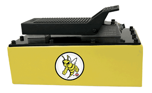 Picture of Yellow Jackit 5 Quart Metal Reservoir Air Hydraulic Pump