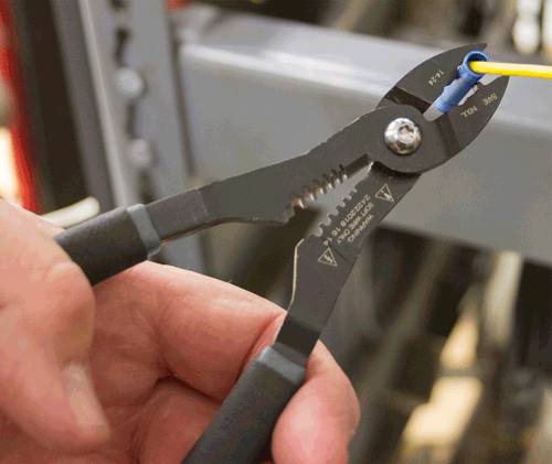 Picture of Compact Multi-Function Wire Stripper
, 14–24 Gauge
